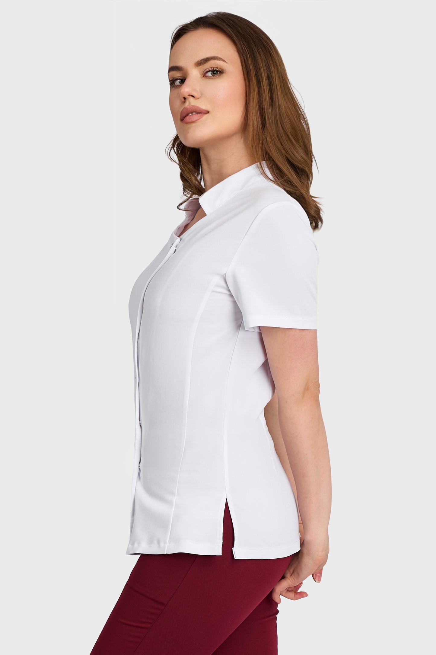 Bluza Medicala Ela Femei Stretch - Alb - vedere laterala - material elastic - Akitex 