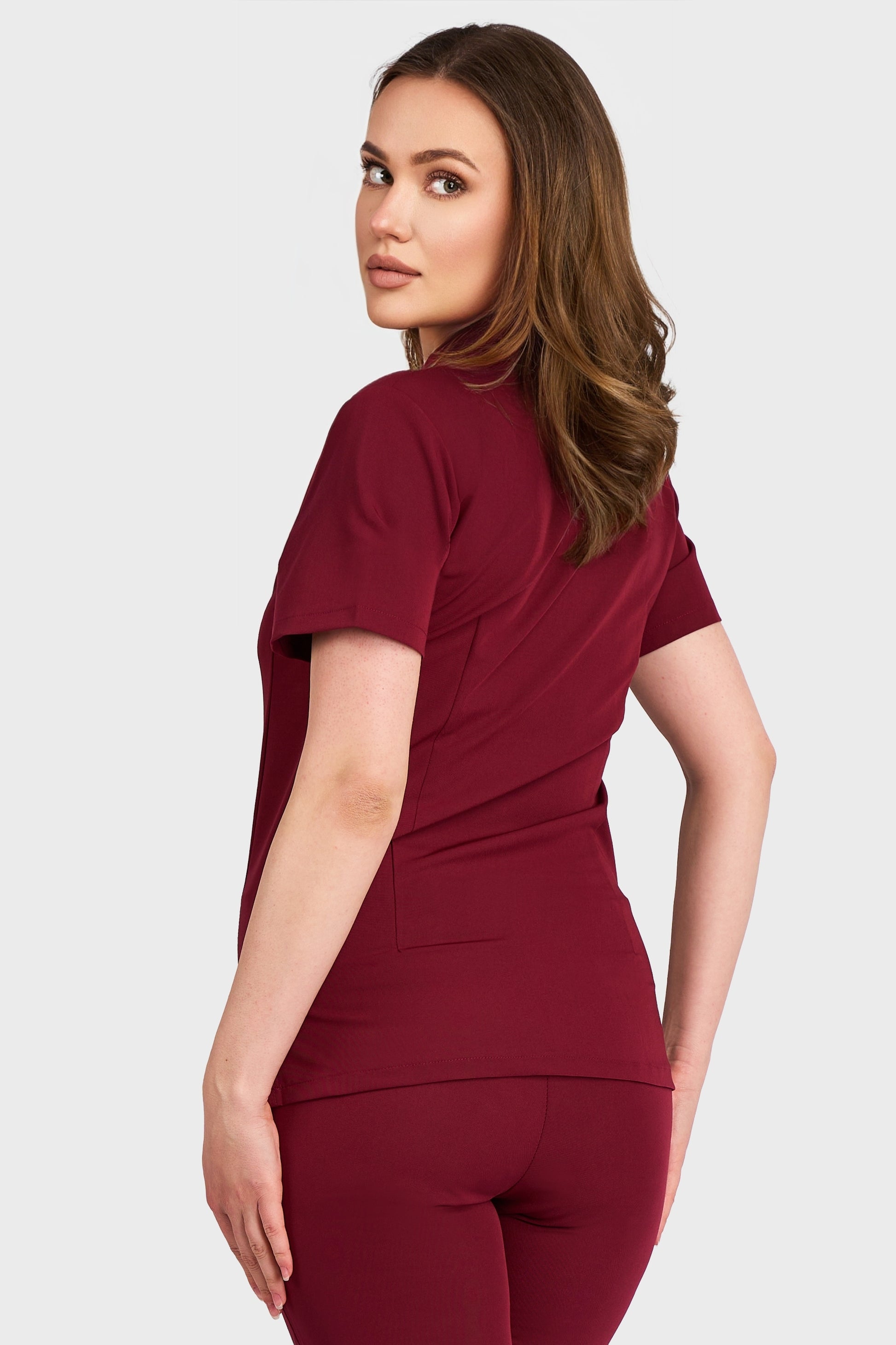 Bluza Medicala Ela Femei Stretch - Bordo - vedere spate - material elastic - Akitex 