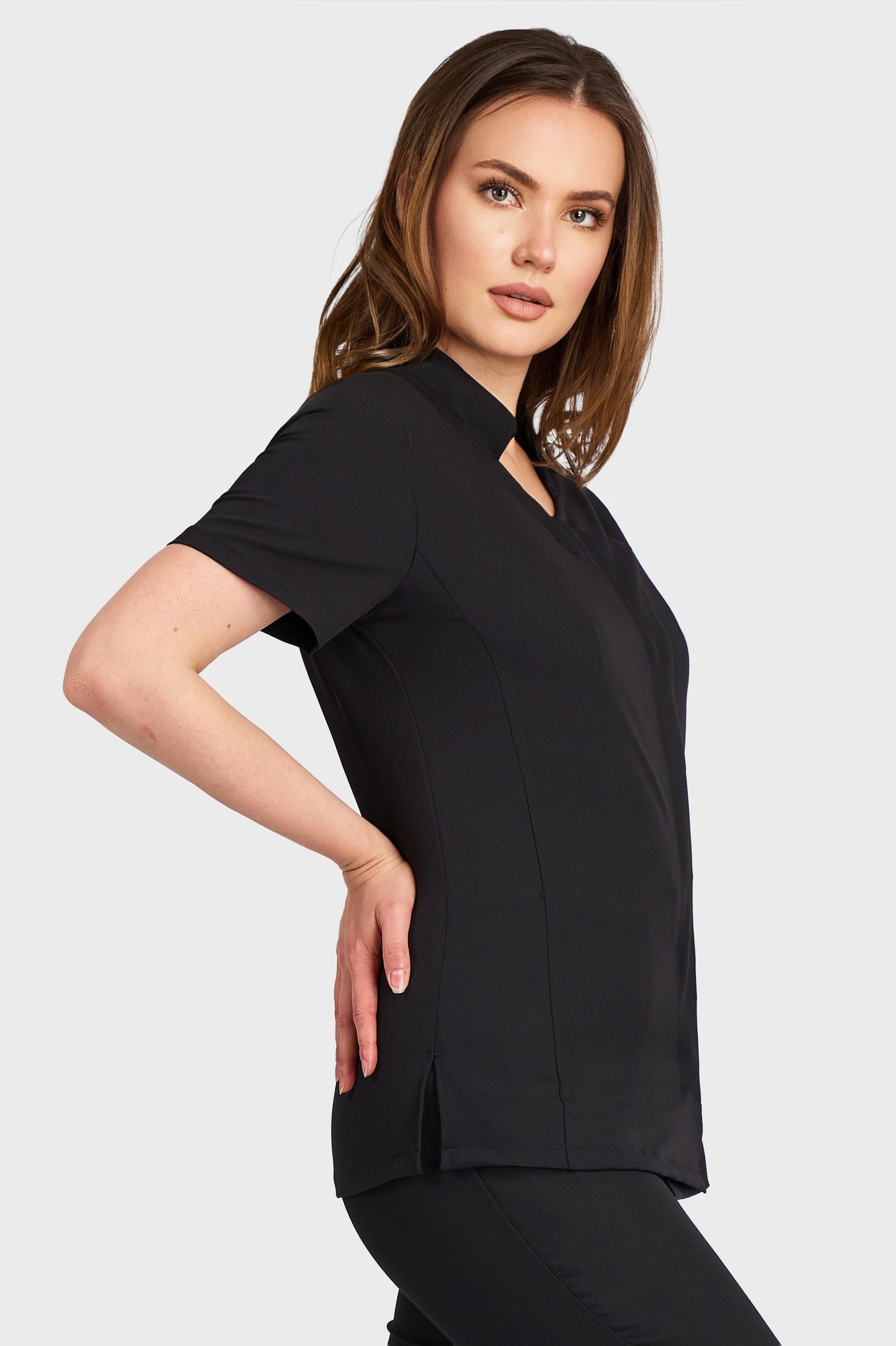 Bluza Medicala Ela Femei Stretch - Negru - vedere lateral - material elastic - Akitex 