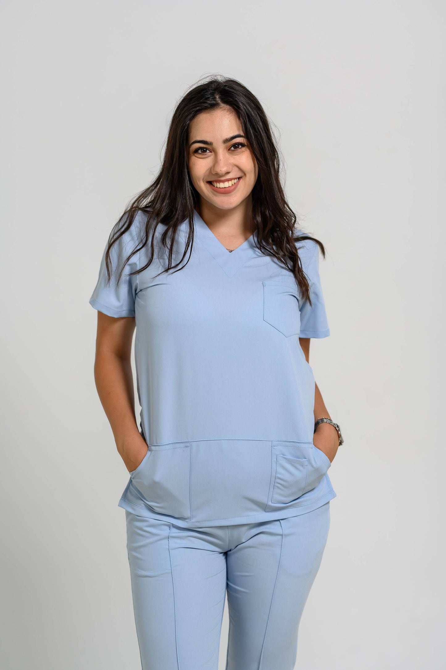 Bluze Medicala Sandro Stretch Femei - LightBlue - vedere frontala - material elastic - Akitex 