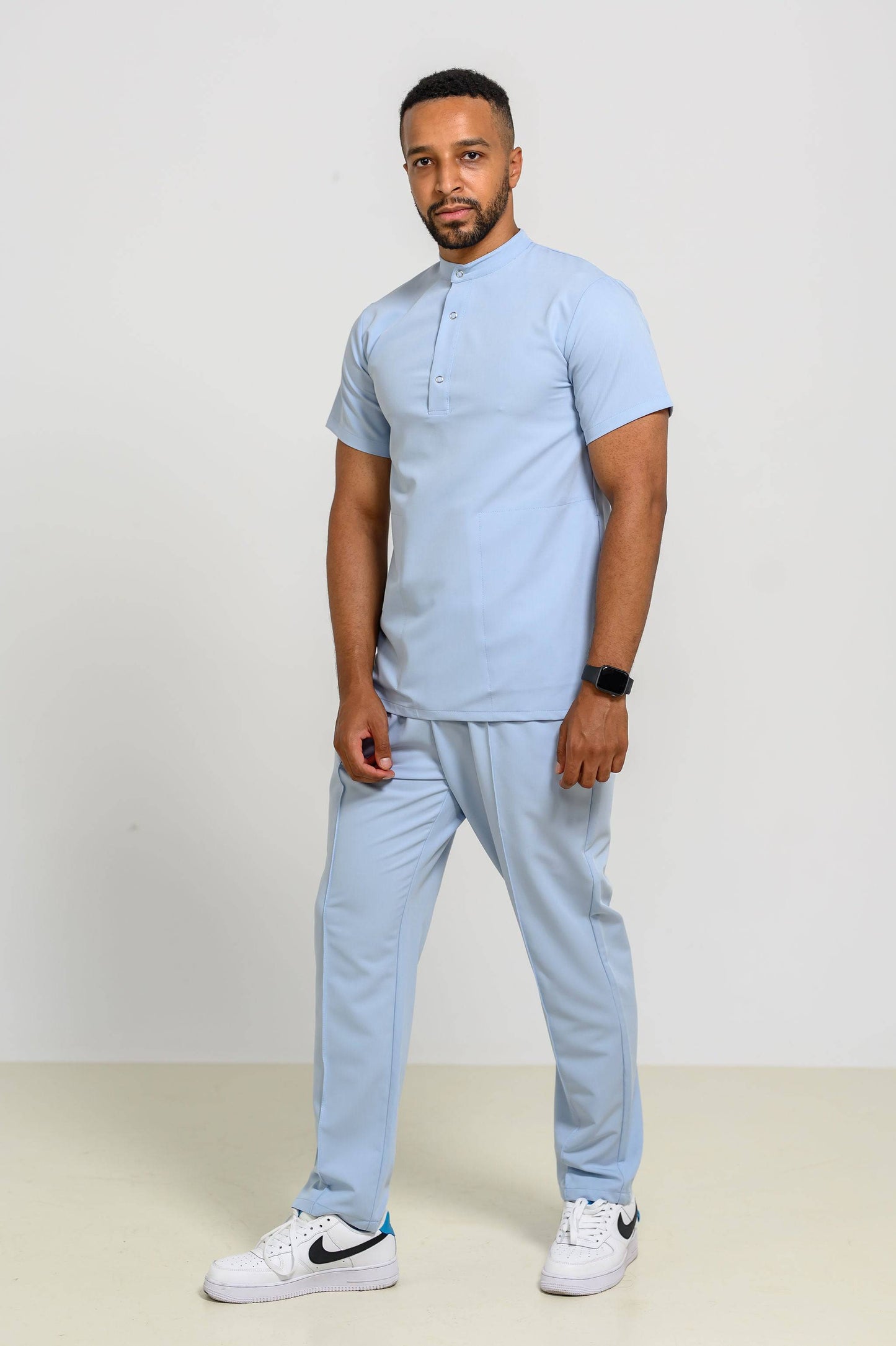 Pantaloni Medicali Alisa Barbati Stretch - LightBlue - vedere frontala - material elastic - Akitex 