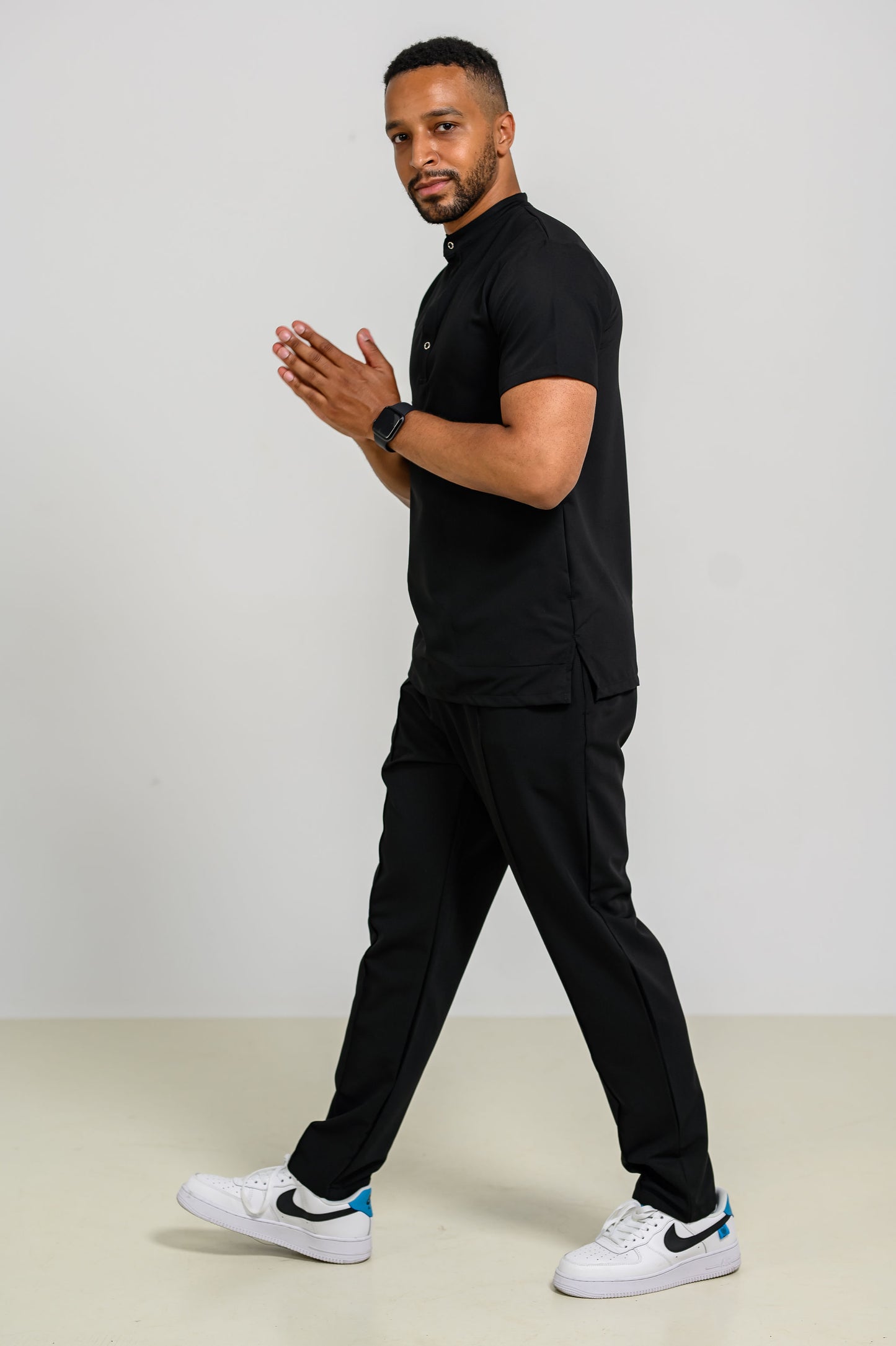 Pantaloni Medicali Alisa Barbati Stretch- Negru - vedere laterala - material elastic - Akitex 