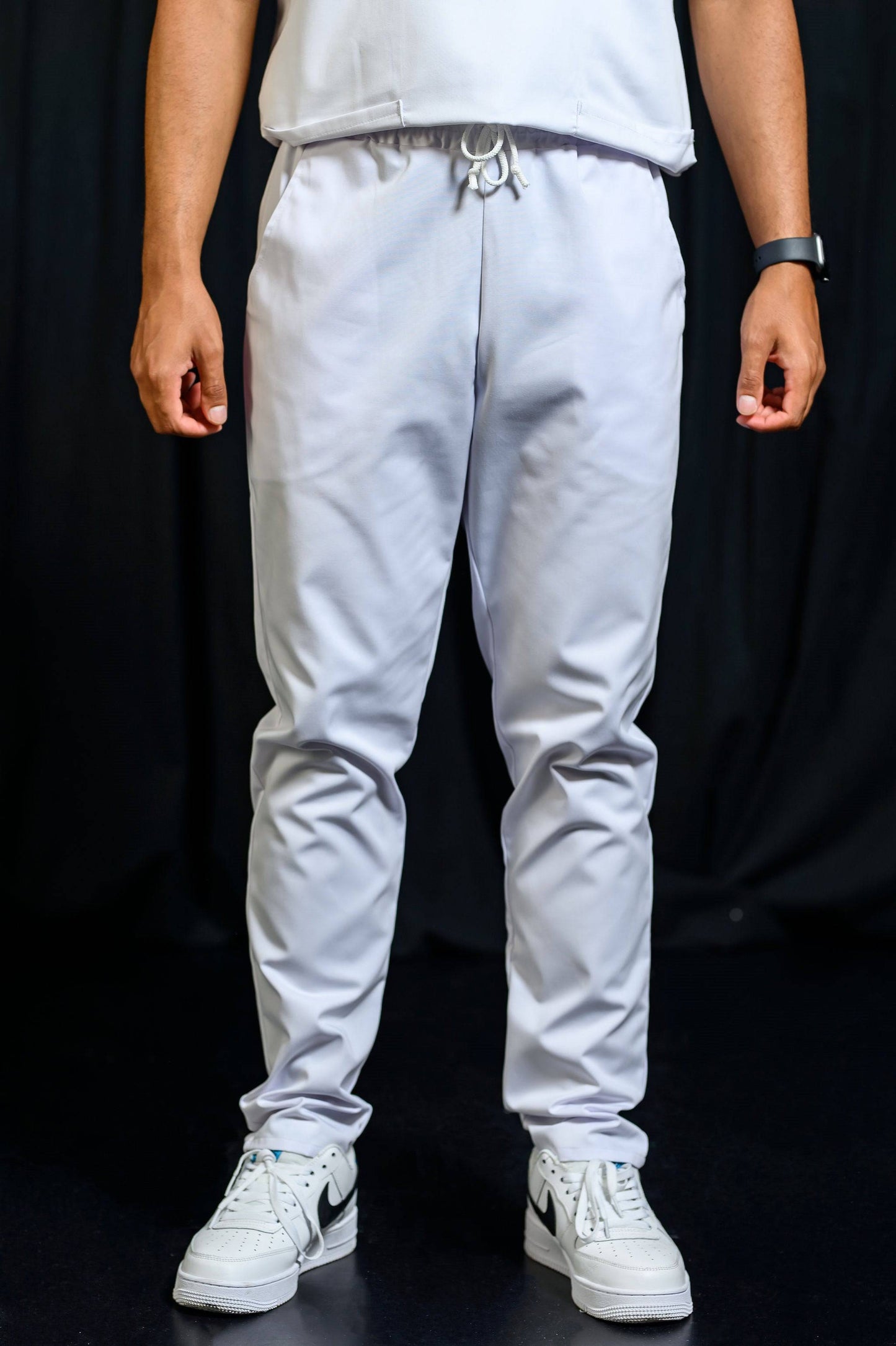 Pantaloni Medicali cu elastic si snur Barbatii - Alb - vedere frontala - Akitex  