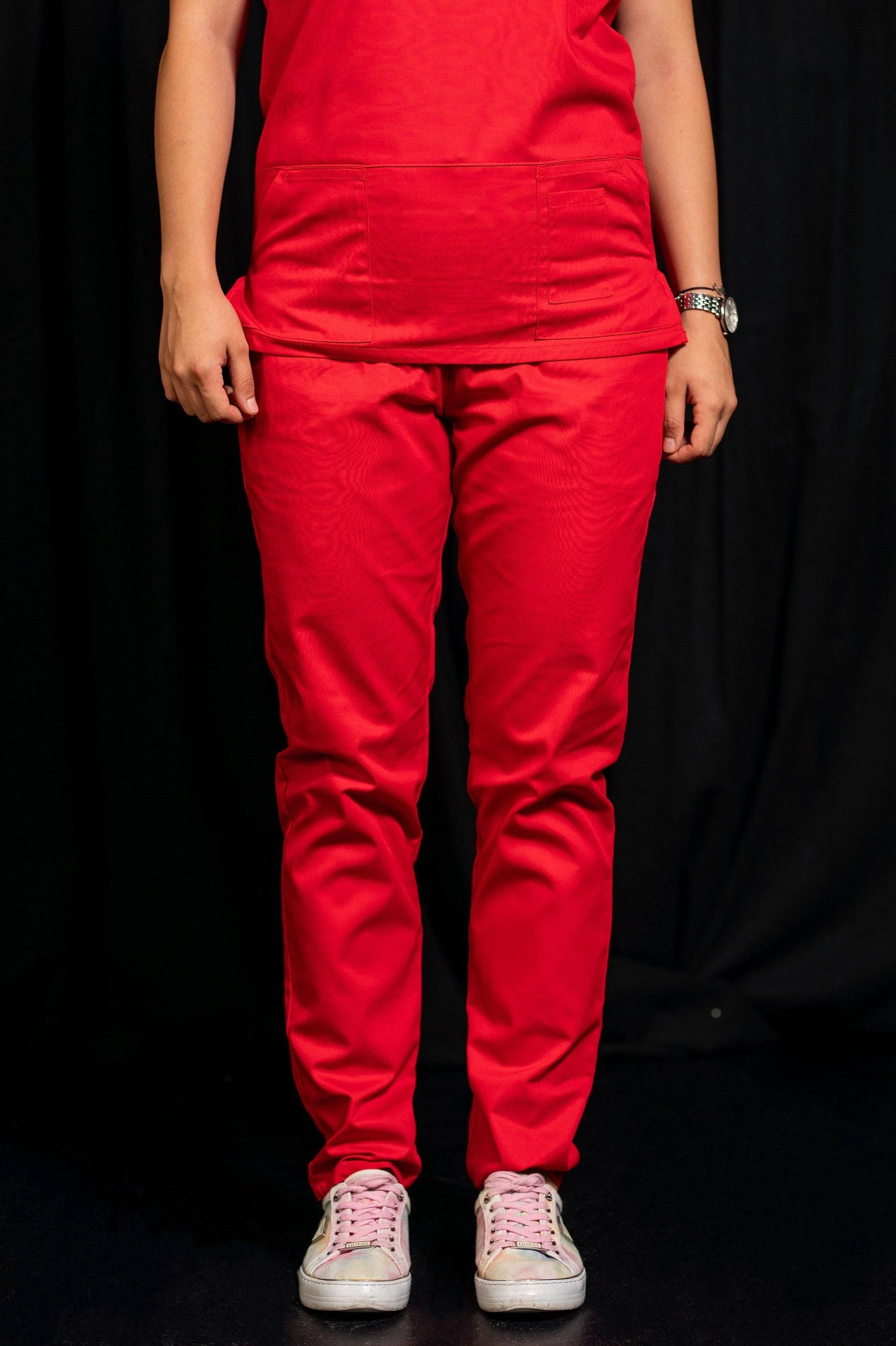 Pantaloni Medicali cu elastic si snur Femei - Rosu - vedere frontala - Akitex 