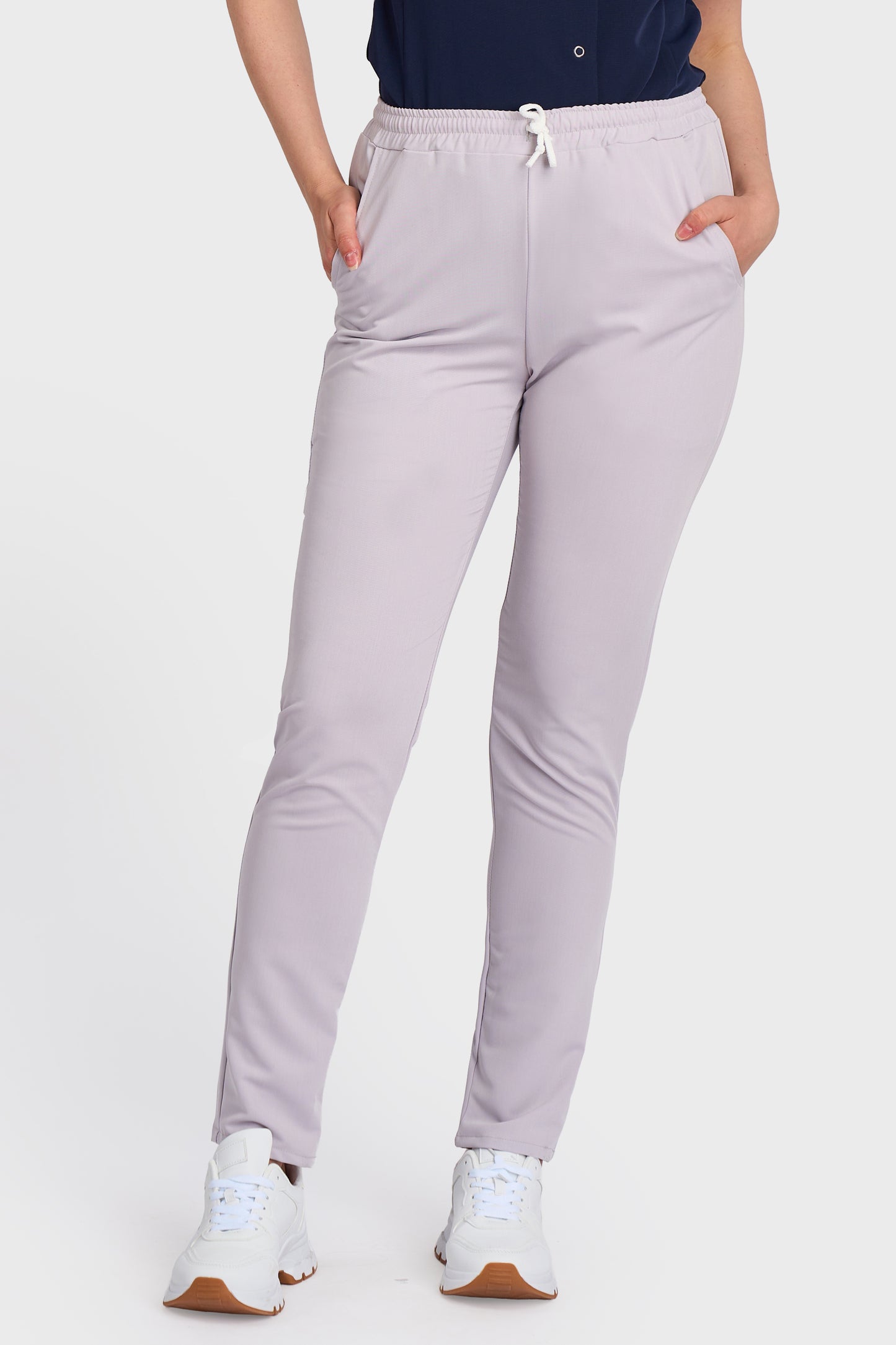 Pantaloni Medicali cu elastic si snur Femei Stretch - Gri - vedere frontala - material elastic - Akitex 
