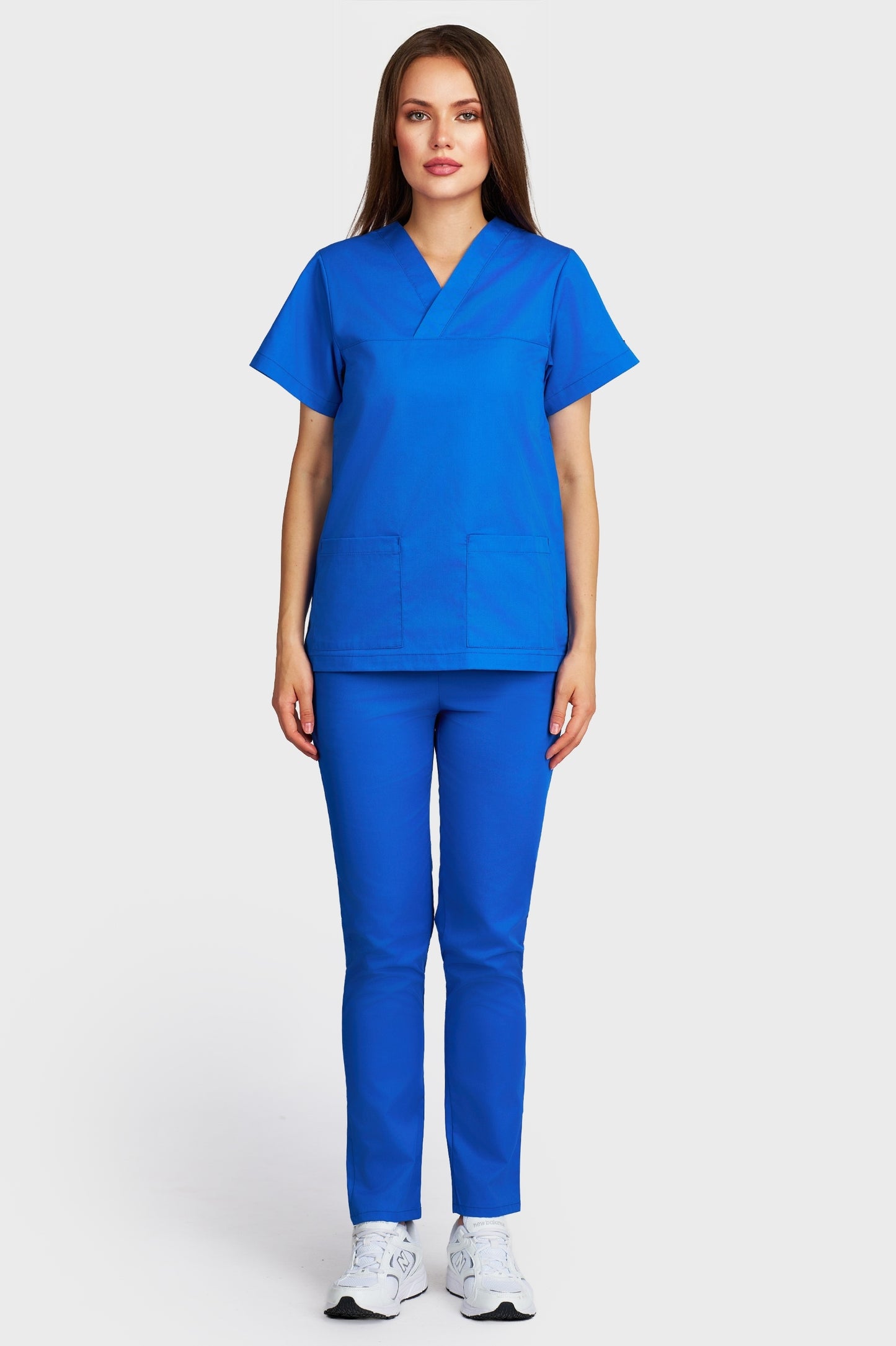 Costum medical femei albastru royal - bluza medicala Frieda si pantaloni cu elastic, vedere din fata - AKITEX