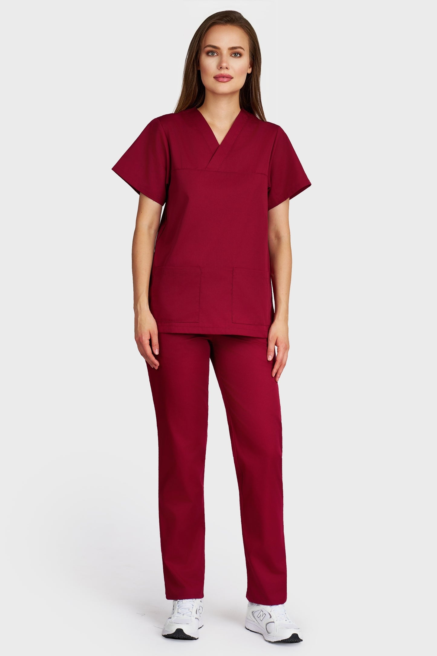 Costum medical femei bordo - bluza medicala Frieda si pantaloni cu elastic si snur, vedere din fata - AKITEX