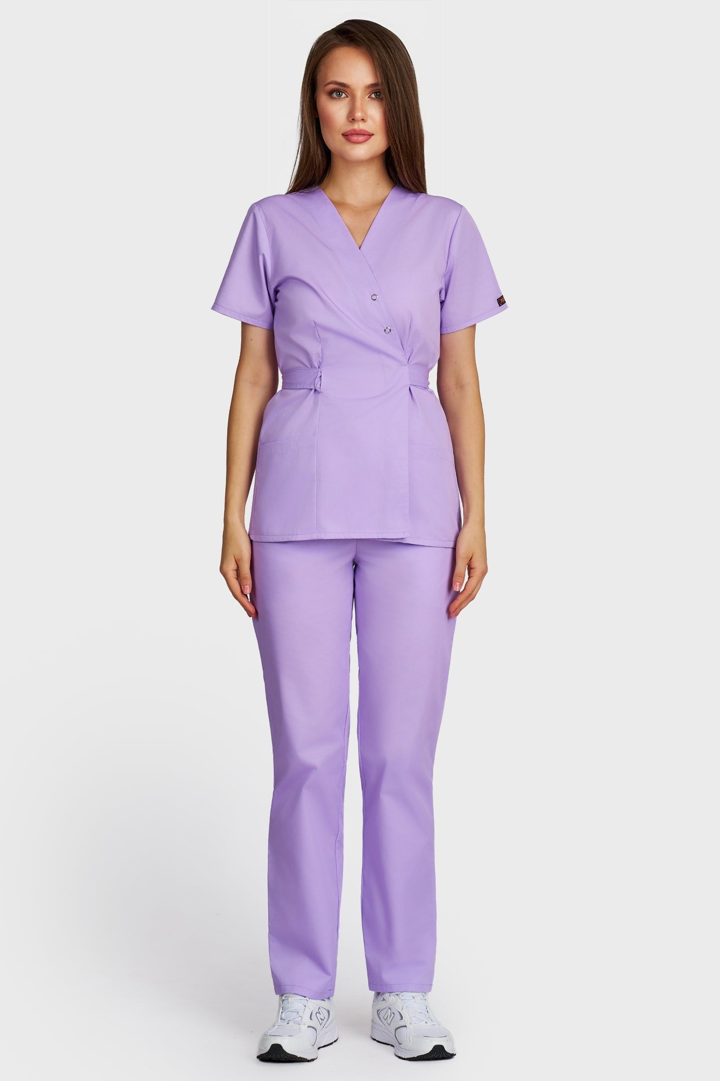 Costum medical femei lila - bluza medicala Kimono si pantaloni cu elastic si snur, vedere din fata - AKITEX