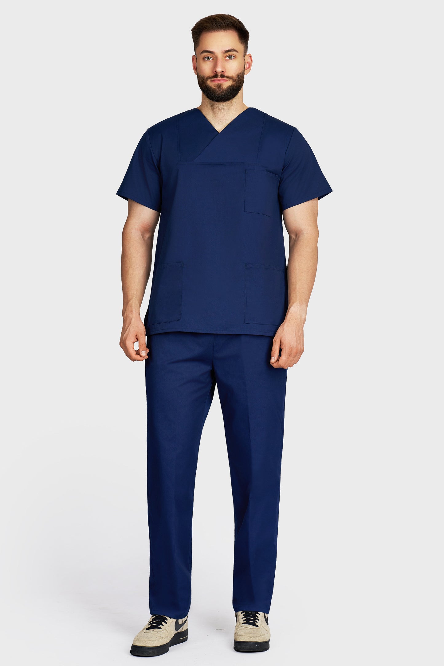 Costum medical barbati navy - bluza medicala Victoria si pantaloni cu elastic si snur, vedere din fata - AKITEX