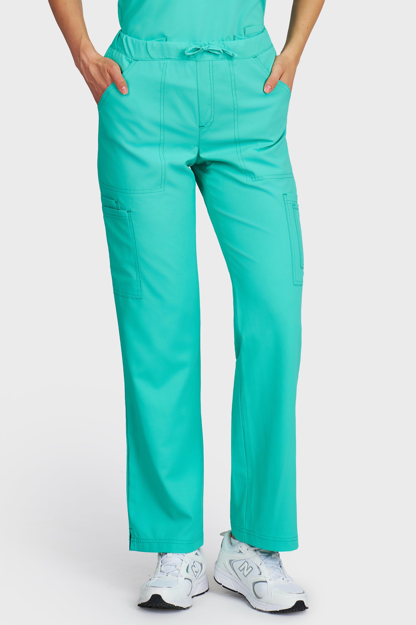 Pantaloni medicali femei Cargo menta stretch - vedere din fata - AKITEX