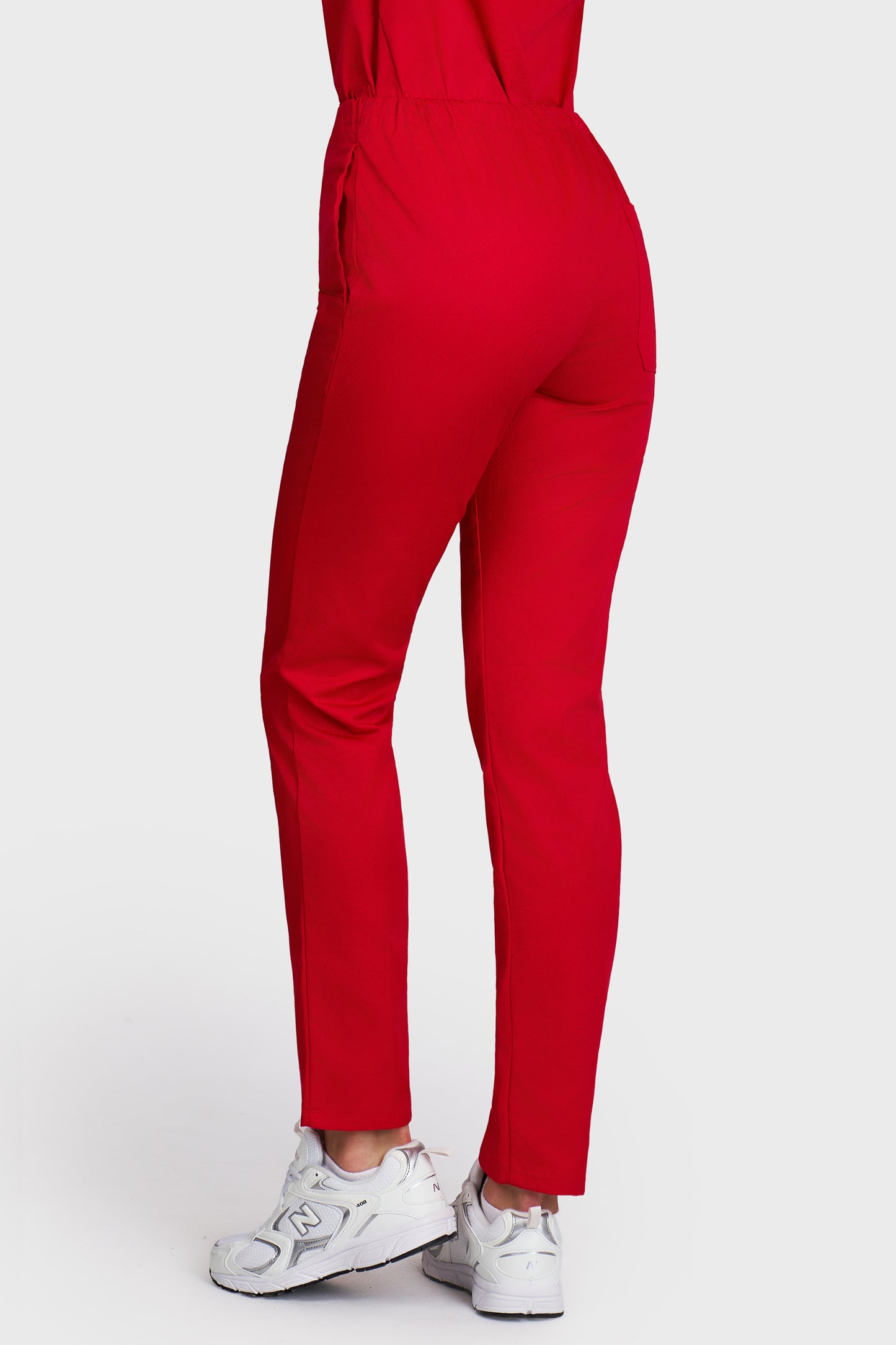 Pantaloni medicali femei cu elastic rosu - vedere din spate - AKITEX