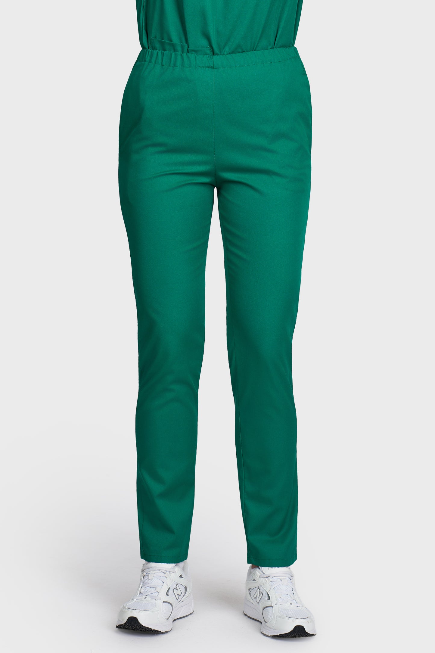 Pantaloni medicali femei cu elastic verde - vedere din fata - AKITEX